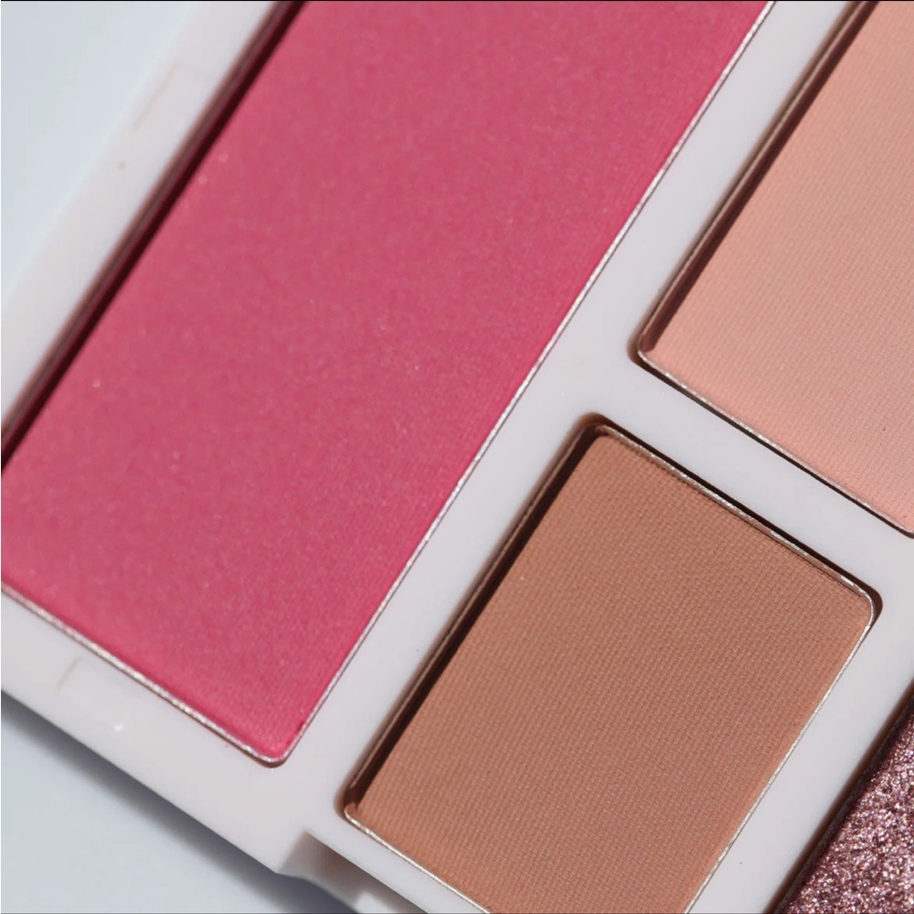 Half Caked Eye and Cheek Palette in Duality II Rosy Neutral - Picture 2 of 6